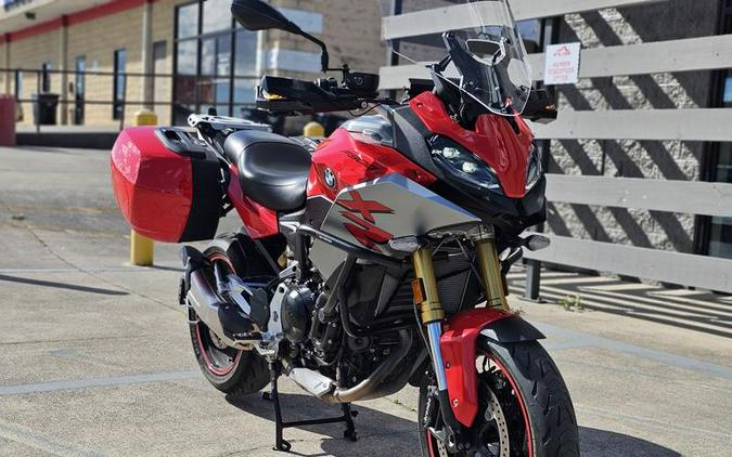 2021 BMW F 900 XR Racing Red