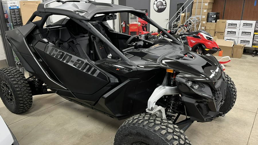 2024 Can-Am™ Maverick R X rs With SMART-SHOX