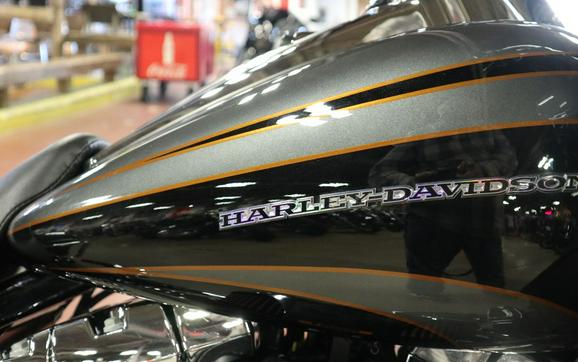 2016 Harley-Davidson CVO™ Road Glide™ Ultra