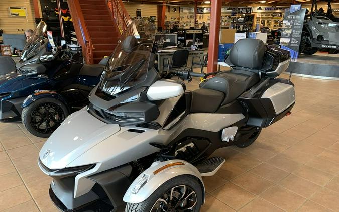 2023 Can-Am Spyder RT Review [Celebrating 2023 IFRD]