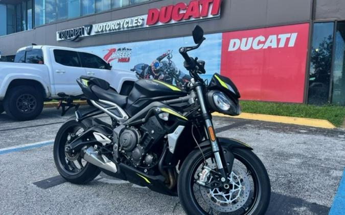 2022 Triumph Street Triple RS Matte Jet Black