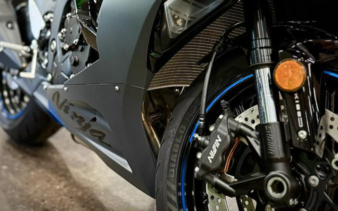 2025 Ninja® ZX™-6R ABS - Kawasaki