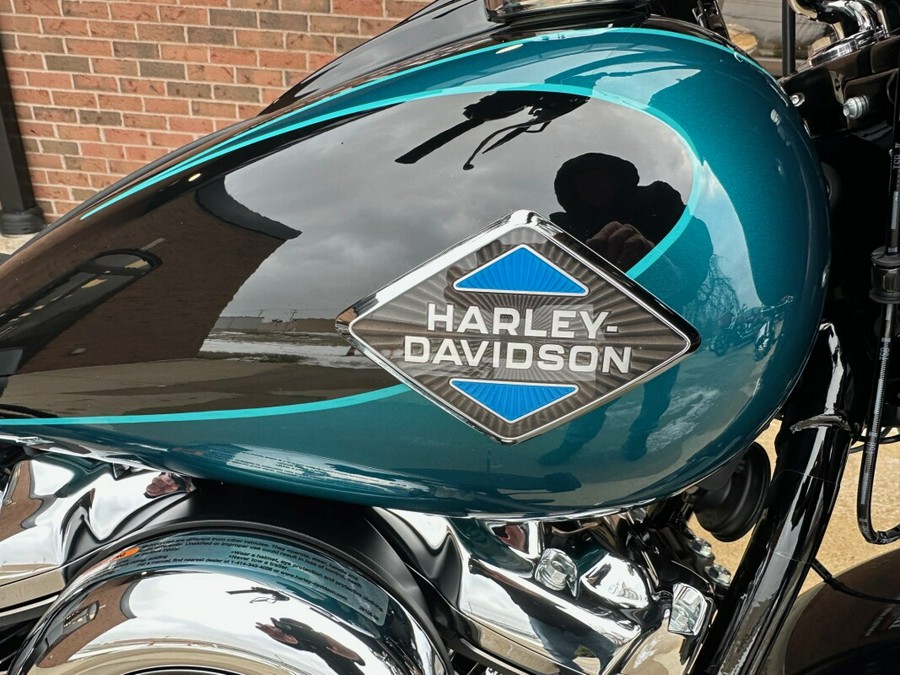 2026 Harley-Davidson Heritage Classic FLHC