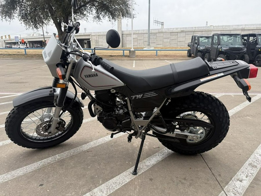 2026 Yamaha TW200