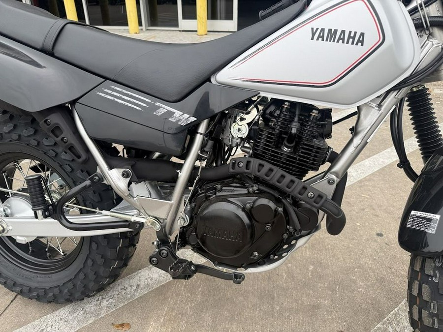2026 Yamaha TW200