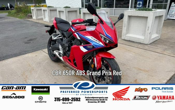 2026 Honda CBR 650R E-Clutch Grand Prix Red