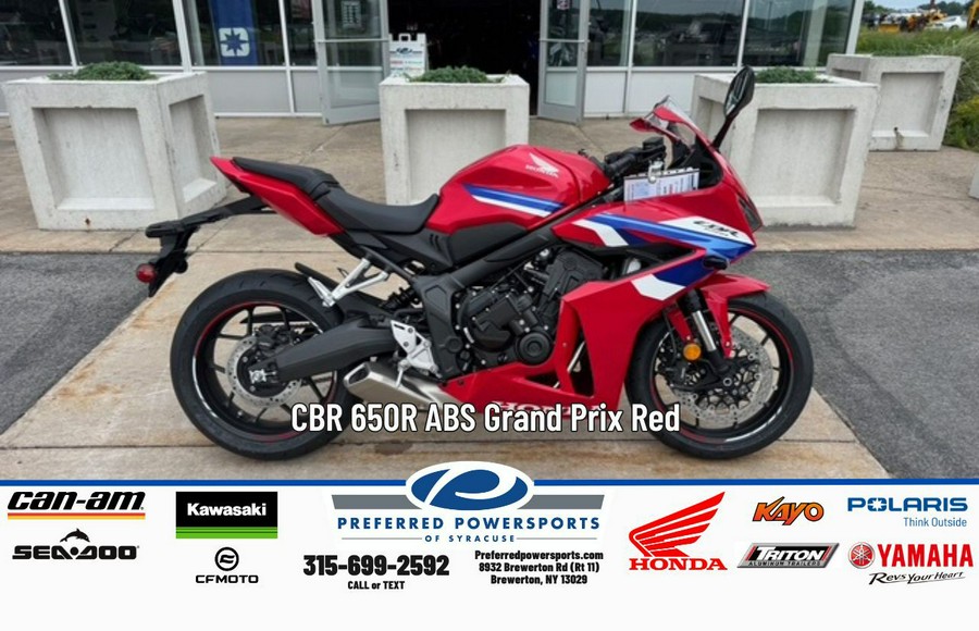2026 Honda CBR 650R E-Clutch Grand Prix Red