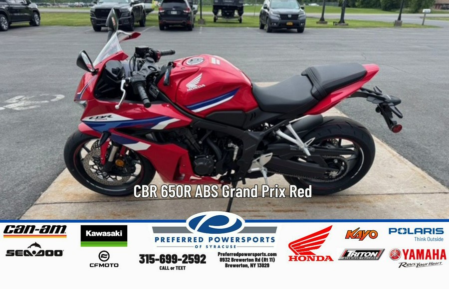 2026 Honda CBR 650R E-Clutch Grand Prix Red