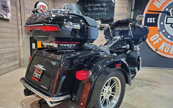2022 Harley-Davidson® FLHTCUTG - Tri Glide® Ultra