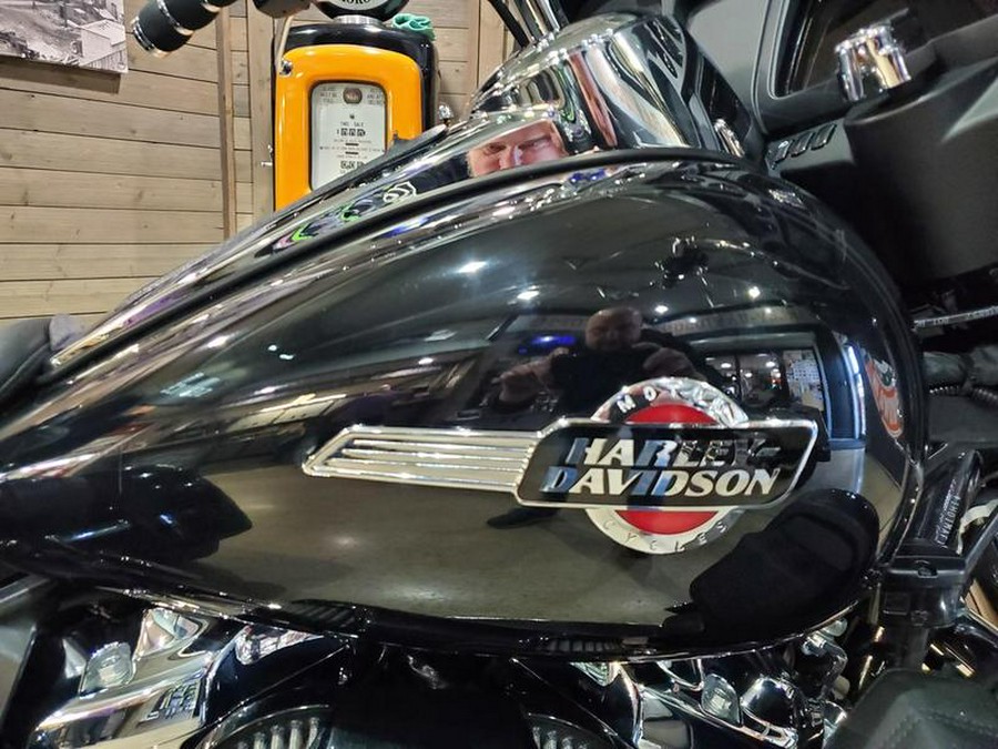 2022 Harley-Davidson® FLHTCUTG - Tri Glide® Ultra