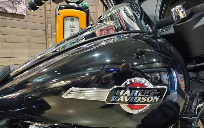 2022 Harley-Davidson® FLHTCUTG - Tri Glide® Ultra