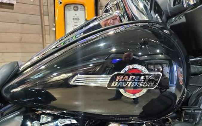 2022 Harley-Davidson® FLHTCUTG - Tri Glide® Ultra
