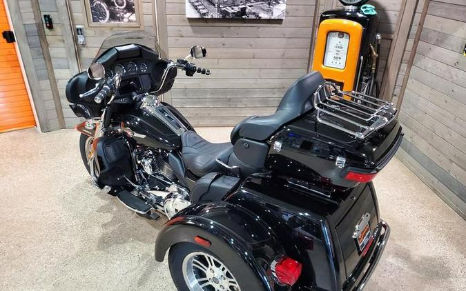 2022 Harley-Davidson® FLHTCUTG - Tri Glide® Ultra