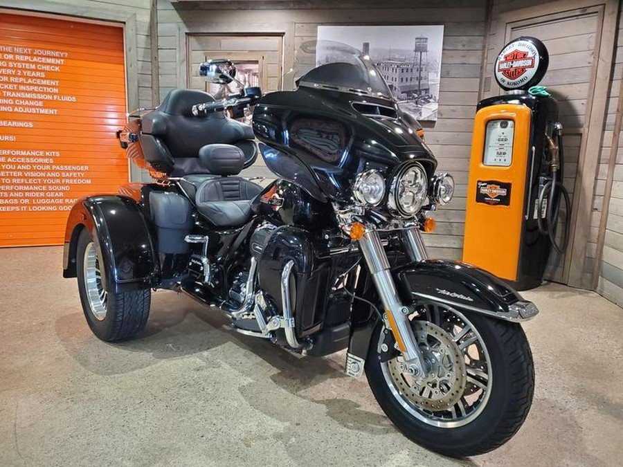 2022 Harley-Davidson® FLHTCUTG - Tri Glide® Ultra