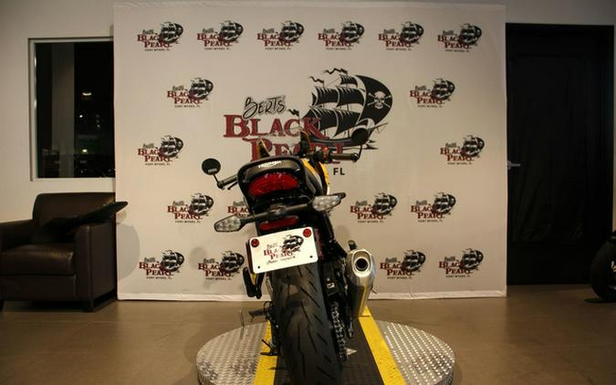 2026 Triumph Thruxton 400 Phantom Black Aluminium Silver