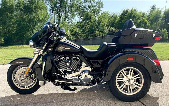 2024 Harley-Davidson® FLHTCUTG - Tri Glide® Ultra