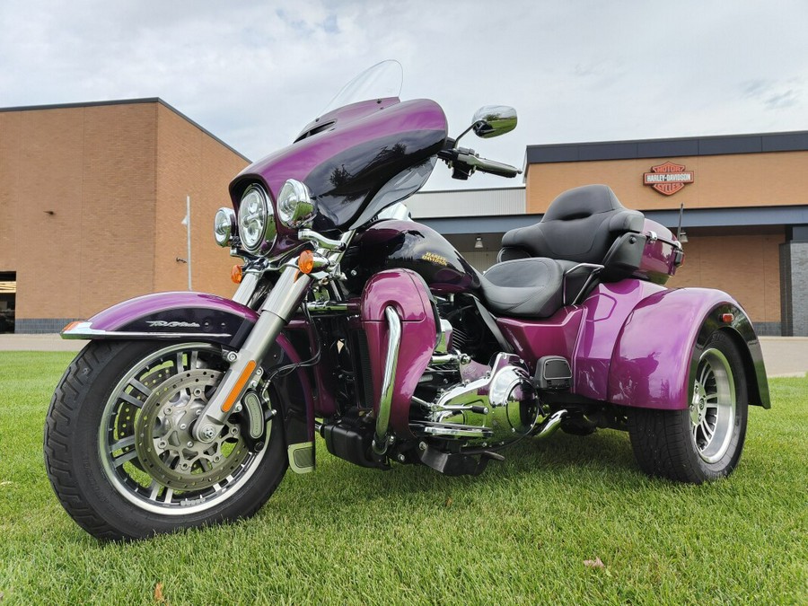 2016 Harley-Davidson Tri Glide Ultra Custom Colour Purple Fire/Blackberry Sm