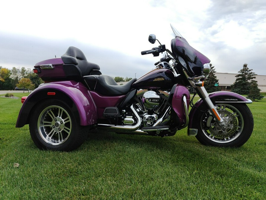 2016 Harley-Davidson Tri Glide Ultra Custom Colour Purple Fire/Blackberry Sm