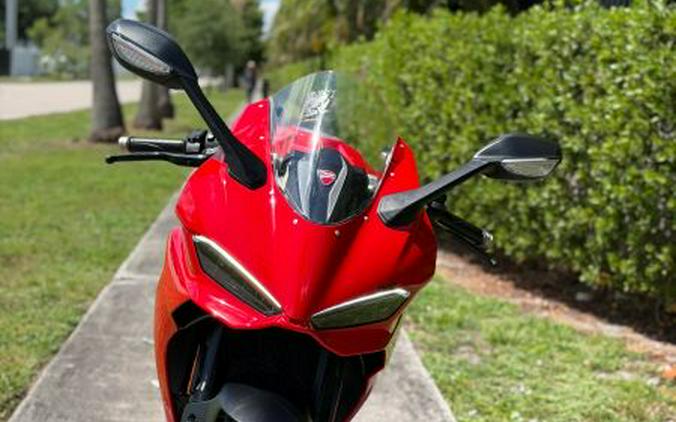2025 Ducati Panigale V2 S