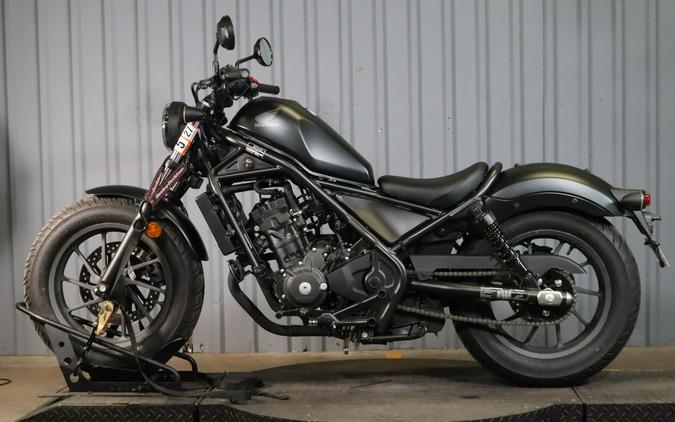2026 Honda Rebel 300 E-Clutch