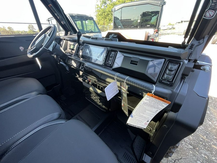 2026 Can-Am Defender Limited HD11