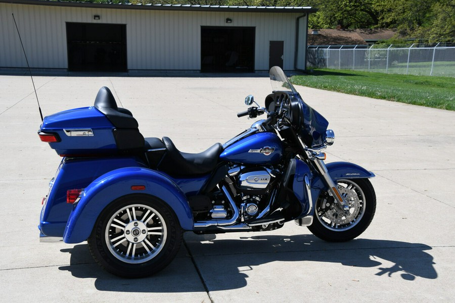 FLHTCUTG 2024 Tri Glide Ultra