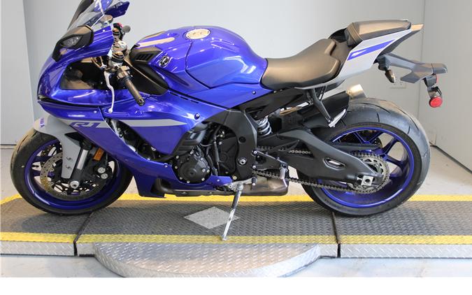 2020 YAMAHA YZFR1R1