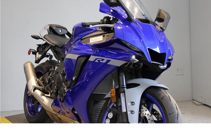 2020 YAMAHA YZFR1R1