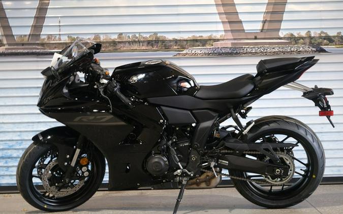 2026 Yamaha YZFR7TB