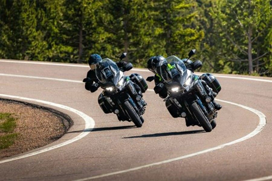 2025 Kawasaki Versys 1100 SE LT ABS SE LT ABS