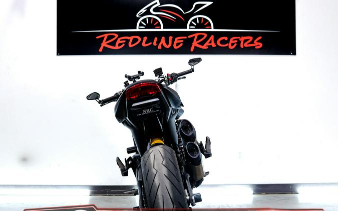 2024 DUCATI MONSTER PLUS