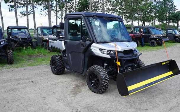 2019 Can-Am® Defender HD8