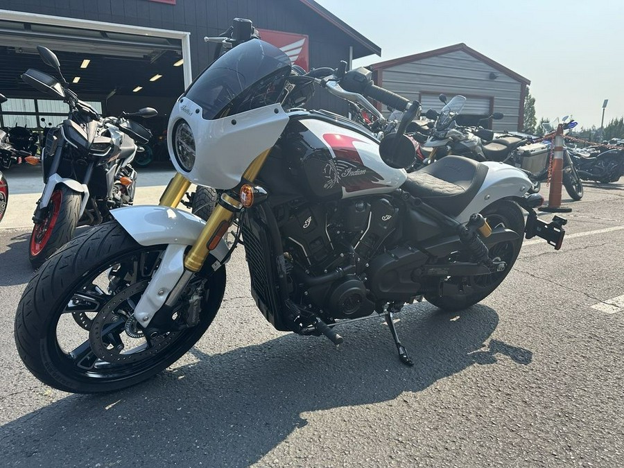 2025 Indian Motorcycle® 101 Scout® Ghost White Metallic with Graphics