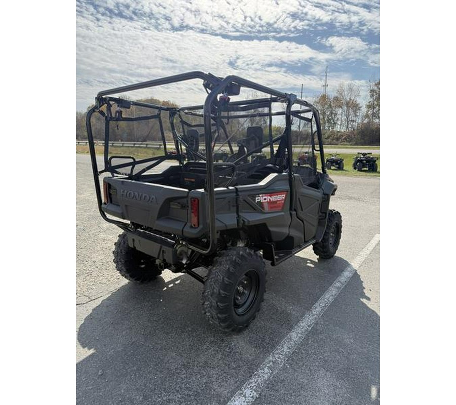 2025 Honda® Pioneer 1000-5