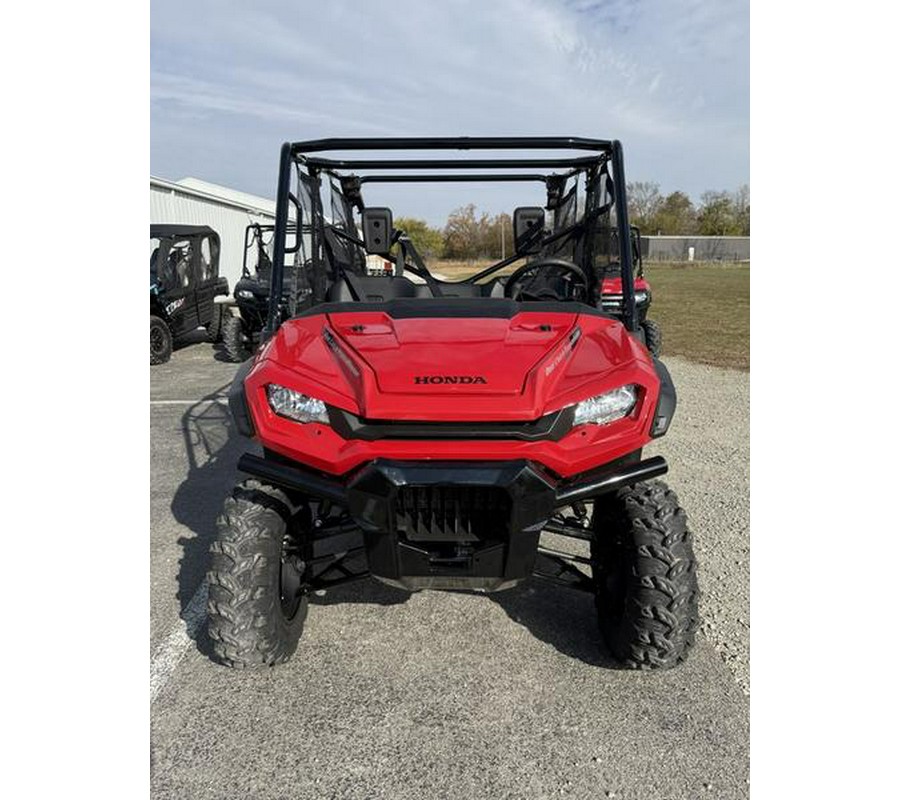 2025 Honda® Pioneer 1000-5