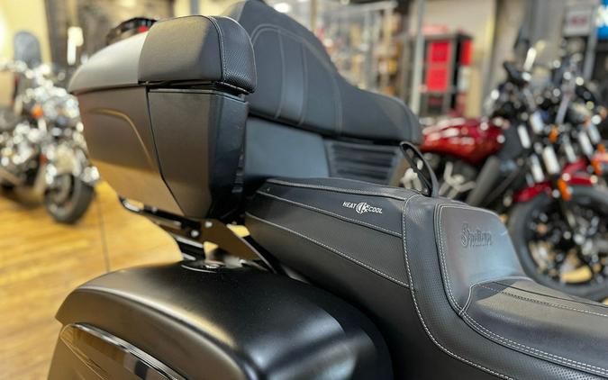 2022 Indian Motorcycle® Roadmaster® Dark Horse®