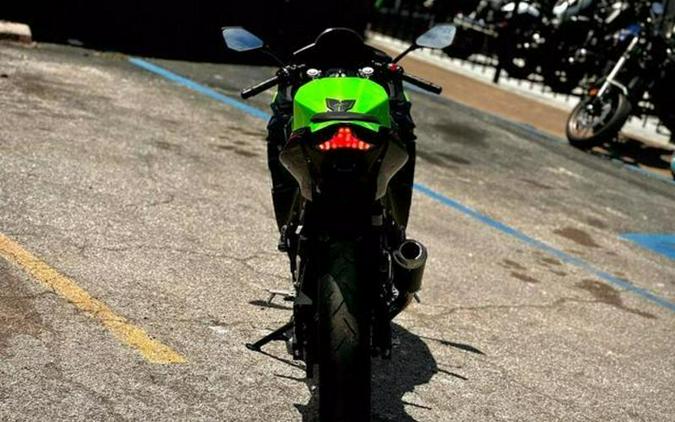 2022 Kawasaki Ninja® 400 ABS KRT Edition