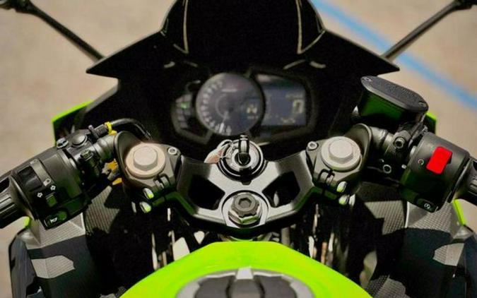 2022 Kawasaki Ninja® 400 ABS KRT Edition