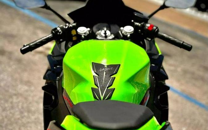 2022 Kawasaki Ninja® 400 ABS KRT Edition