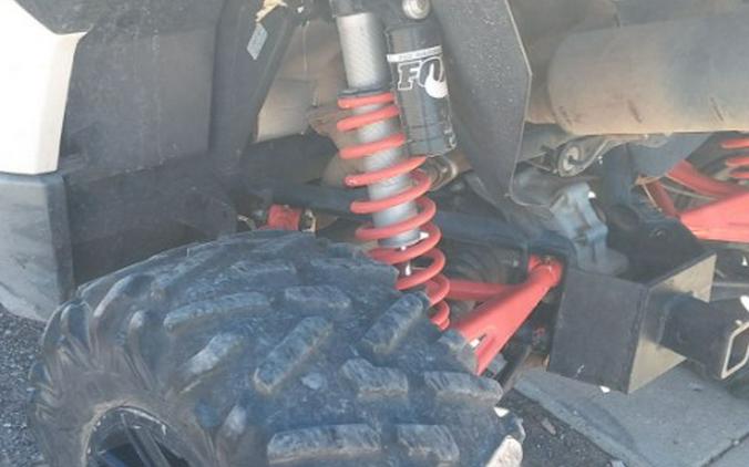 2014 Can-Am Maverick™ X® xc DPS™ 1000R
