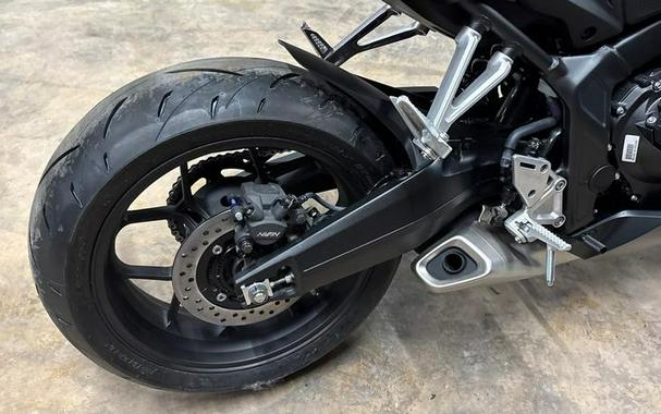 2026 Honda® CBR650R E-Clutch