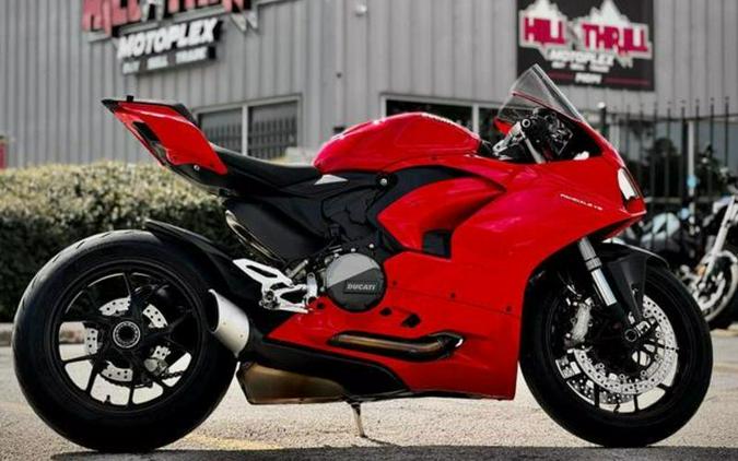 2023 Ducati Panigale V2