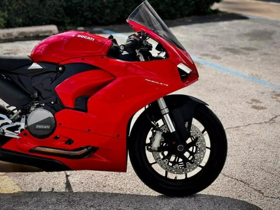 2023 Ducati Panigale V2