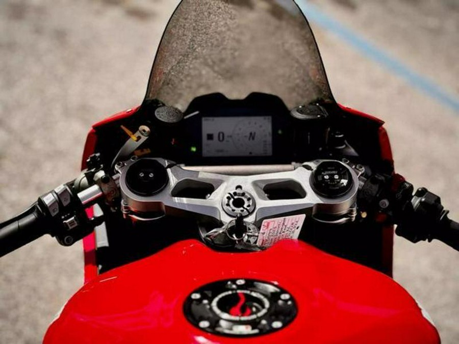 2023 Ducati Panigale V2