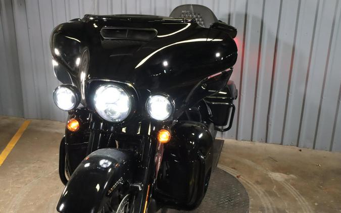 2023 Harley-Davidson Ultra Limited FLHTK