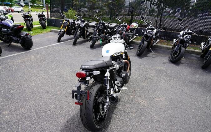 2025 Triumph Speed Twin 1200 Base