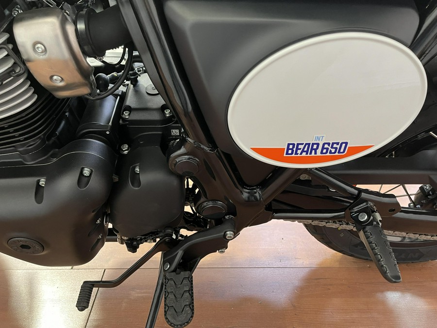 2025 Royal Enfield BEAR 650