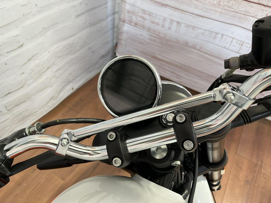 2025 Royal Enfield BEAR 650