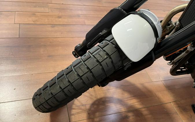 2025 Royal Enfield BEAR 650