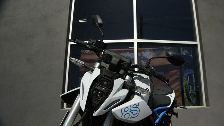 2023 Suzuki GSX 8S